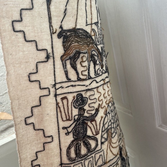 Vintge Peruvian Mayan Aztec Inca Folk‎ Art Embroidered Crewel Work Wall Hanging - Picture 6 of 6